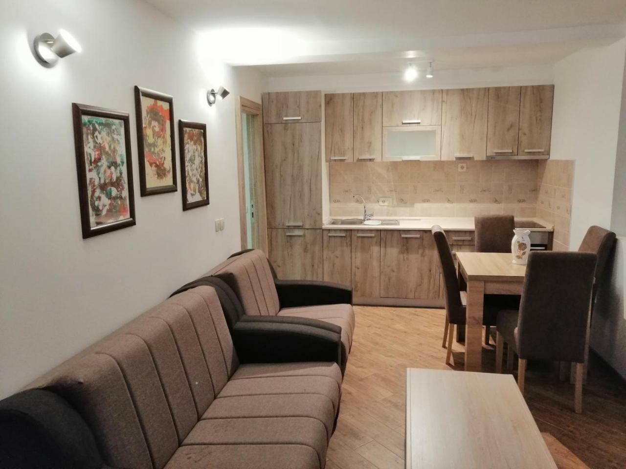 Olive Tree Apartments Tivat Exterior photo